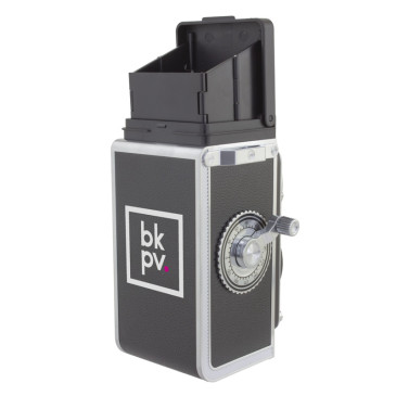 Cinemaflex Retro Digital Camera: Fun Camera with Hand-Crank Recording